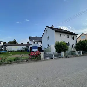 Guntia Mit Grossem Garten , Günzburg Duitsland