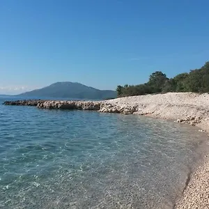 Sirovica , Čunski Croazia